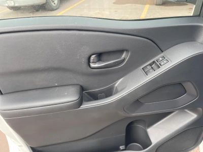 2026 Nissan Frontier — photo 10 view