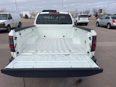 2026 Nissan Frontier — photo 17 view