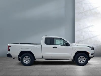2026 Nissan Frontier — photo 7 view