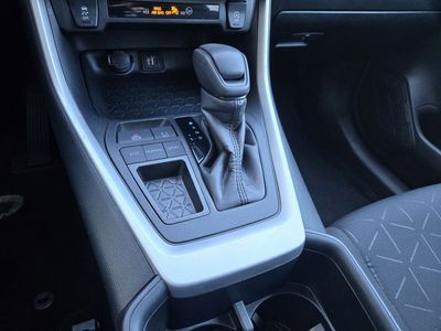 2024 Toyota RAV4 - Photo 14