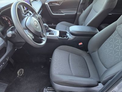 2024 Toyota RAV4 - Photo 8