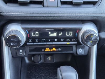 2024 Toyota RAV4 - Photo 13