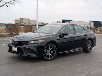 2024 Toyota Camry - Photo 2