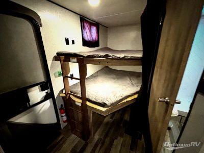 2022 CrossRoads Zinger Lite — photo 11 view