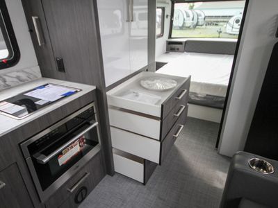 2026 inTech RV Aucta Sycamore — photo 15 view