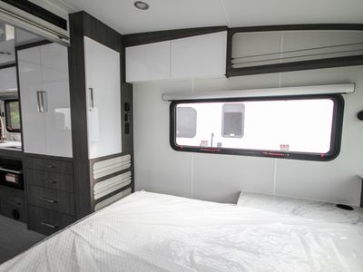 2026 inTech RV Aucta Sycamore — photo 18 view