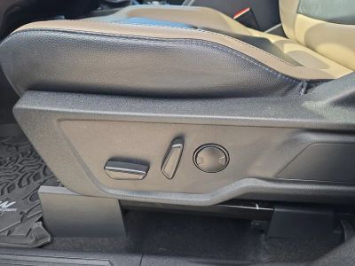 2023 Ford Bronco — photo 19 view