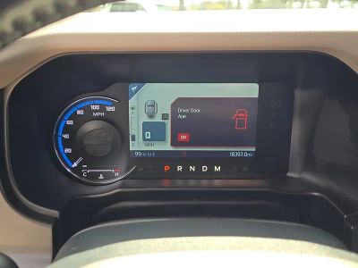 2023 Ford Bronco — photo 30 view