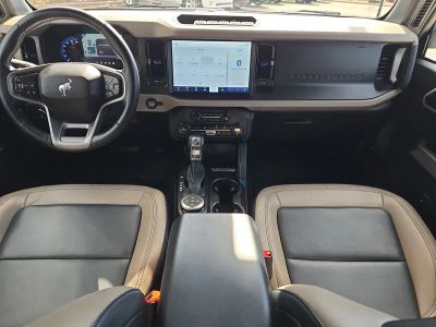 2023 Ford Bronco — photo 12 view