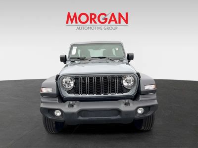 2026 Jeep Wrangler — photo 8 view