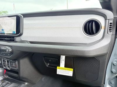 2026 Jeep Wrangler — photo 31 view