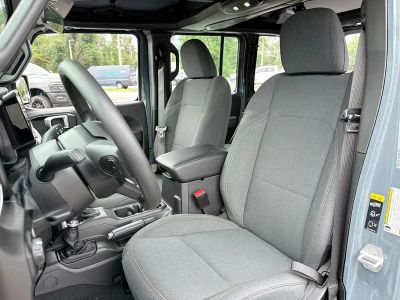 2026 Jeep Wrangler — photo 12 view