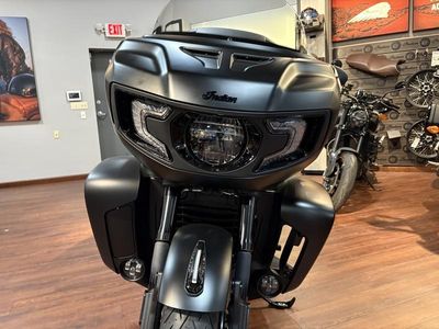 2025 Indian Motorcycle Pursuit Dark Horse w/PowerBand Audio Black Smoke - Photo 3