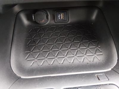 2023 Toyota RAV4 - Photo 19