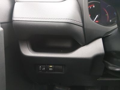 2023 Toyota RAV4 - Photo 12