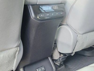 2023 Toyota Highlander — photo 21 view