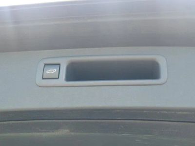 2023 Toyota Highlander — photo 16 view