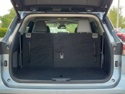 2023 Toyota Highlander — photo 15 view