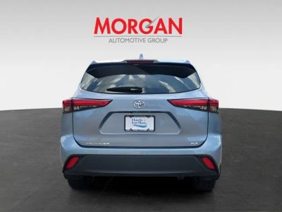 2023 Toyota Highlander — detail view