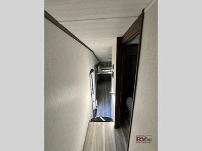 2026 Keystone RV Cougar Half-Ton — photo 44 view