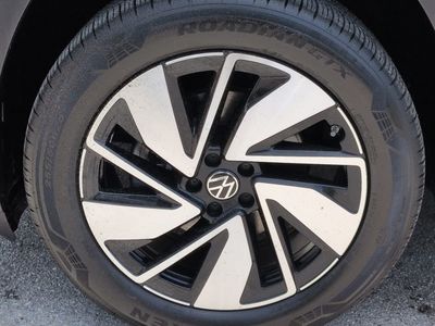 2026 Volkswagen Atlas — photo 11 view