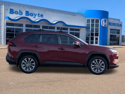 2023 Toyota RAV4 - Photo 2