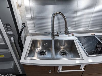 2020 Winnebago View null - Photo 13