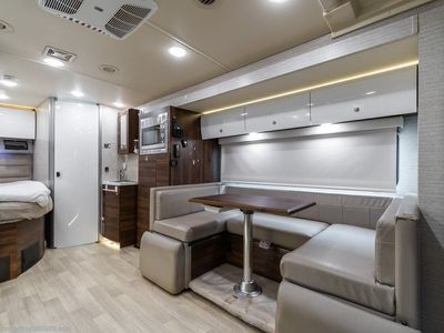 2020 Winnebago View null - Photo 8