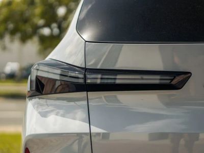2024 BMW XM — photo 11 view