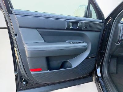 2026 Hyundai SANTA FE HYBRID — photo 22 view