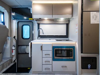 2026 Thor Motor Coach Axis - Photo 11