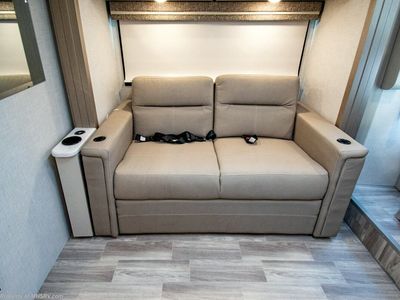 2026 Thor Motor Coach Axis - Photo 9