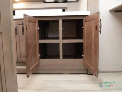 2023 Grand Design Solitude — photo 17 view