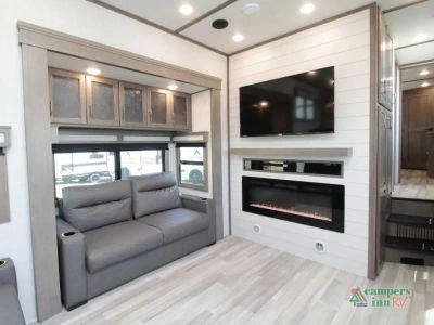 2023 Grand Design Solitude — photo 20 view