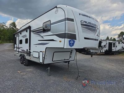 2025 Prime Time RV Crusader - Photo 3