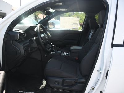 2026 Toyota Tacoma - Photo 3