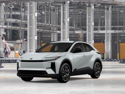 2026 Toyota C-HR SE in Wind Chill Pearl — front three-quarter view