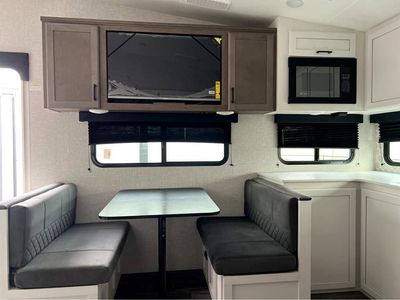 2025 Jayco Eagle SLE - Photo 8