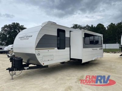 2025 Forest River RV Wildwood - Photo 4