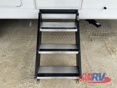 2025 Forest River RV Wildwood - Photo 12