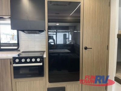 2025 Forest River RV Wildwood - Photo 23