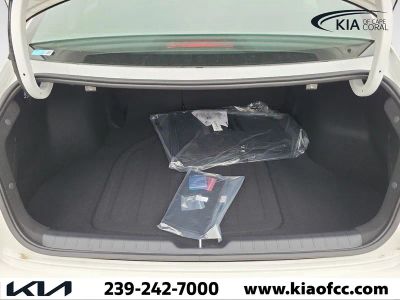 2026 Kia K4 — photo 10 view