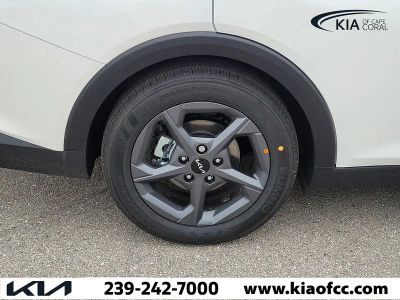 2026 Kia K4 — photo 9 view