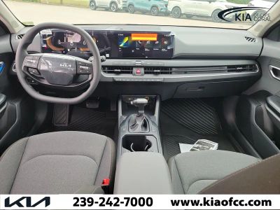 2026 Kia K4 — photo 14 view