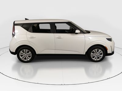 2023 Kia Soul - Photo 8