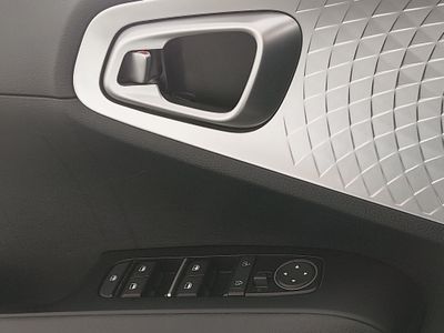 2023 Kia Soul - Photo 17
