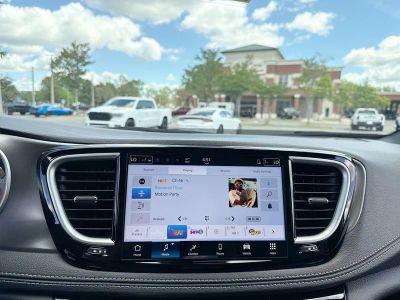 2026 Chrysler Pacifica — photo 20 view