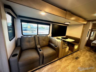 2025 Dutchmen Kodiak — photo 7 view