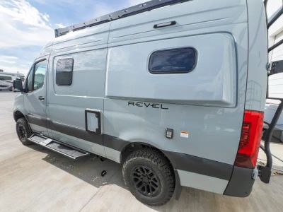 2027 Winnebago REVEL — photo 16 view