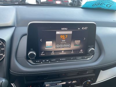 2026 Nissan Rogue — photo 8 view